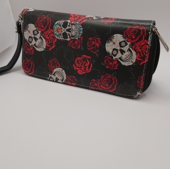 Skull Wallet - Picture 4 of 4